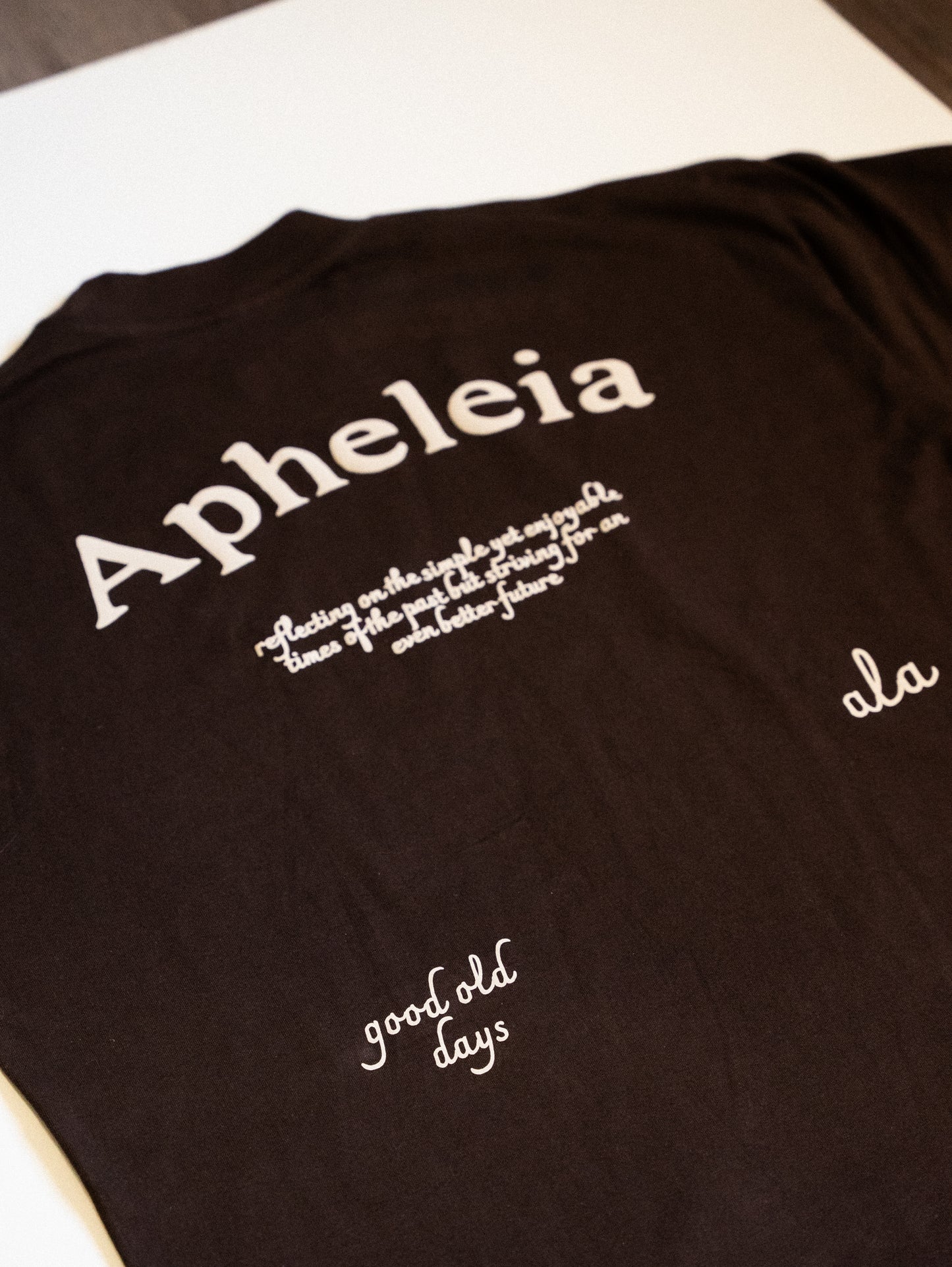 Apheleia Simplicity Tee