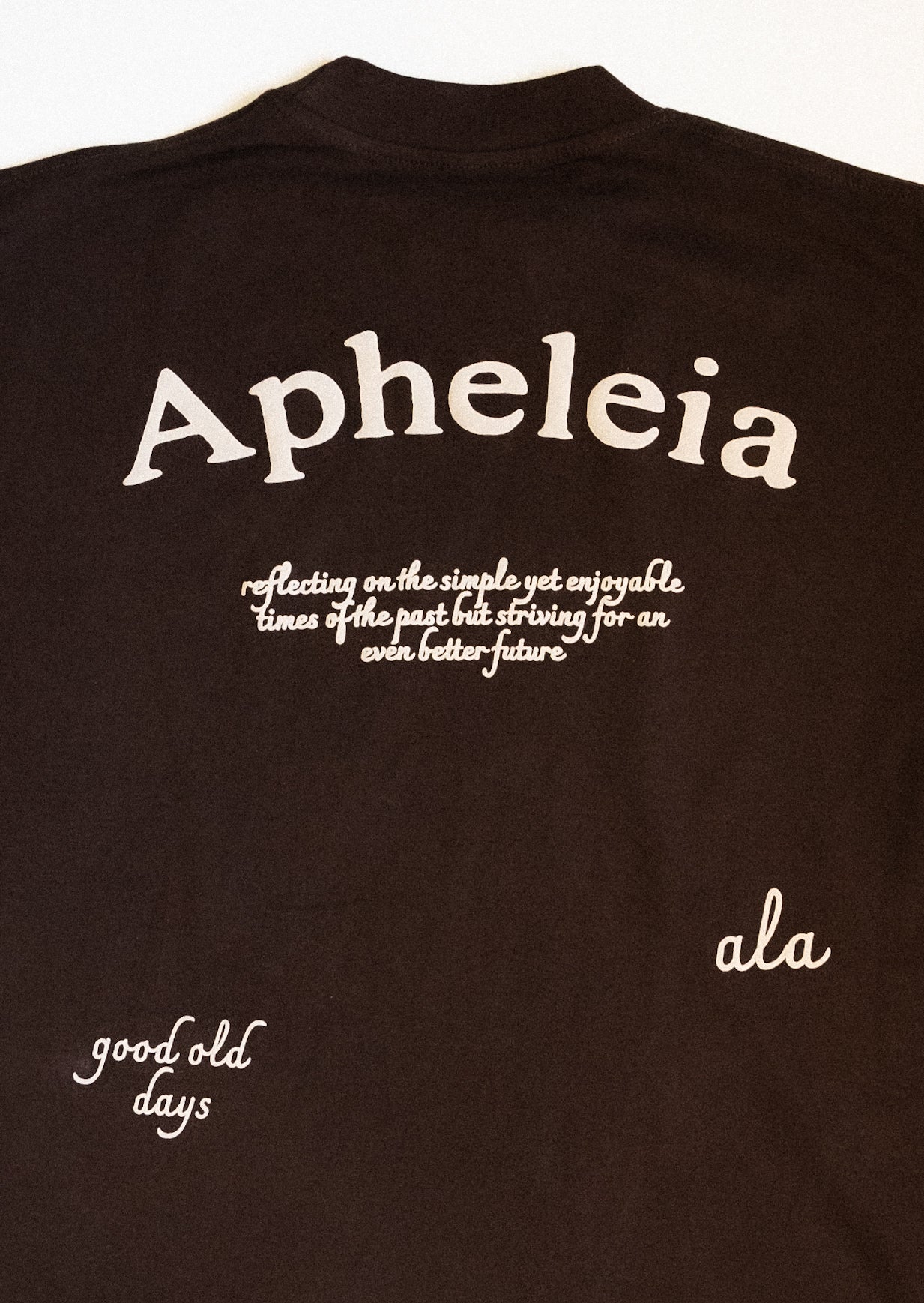 Apheleia Simplicity Tee